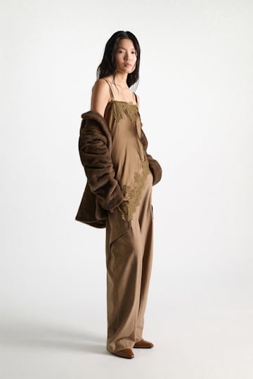 Dorothee Schumacher Negligee-Top aus Seiden-Stretch-Satin porcini