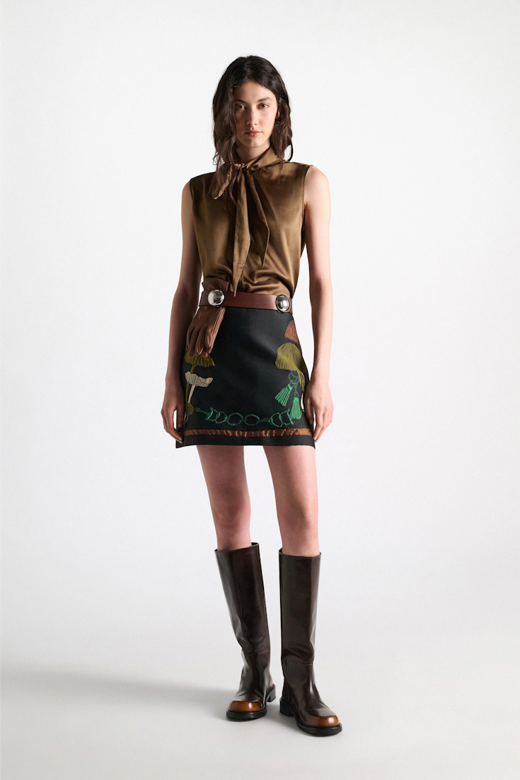 Dorothee Schumacher Top aus Seiden-Stretch-Satin porcini