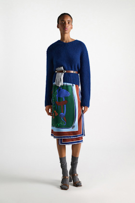 Dorothee Schumacher Pencilskirt in Wickelrock-Optik aus bedrucktem Seidentwill colorful ribbon scarf Model Front View
