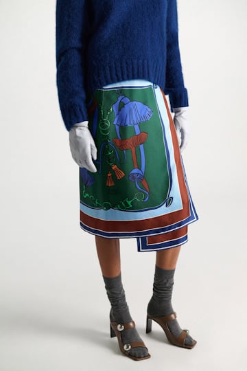 Dorothee Schumacher Pencilskirt in Wickelrock-Optik aus bedrucktem Seidentwill colorful ribbon scarf