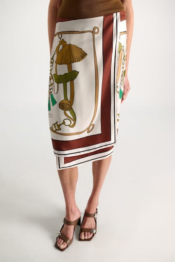 Dorothee Schumacher Pencilskirt in Wickelrock-Optik aus bedrucktem Seidentwill Brown Ribbon scarf
