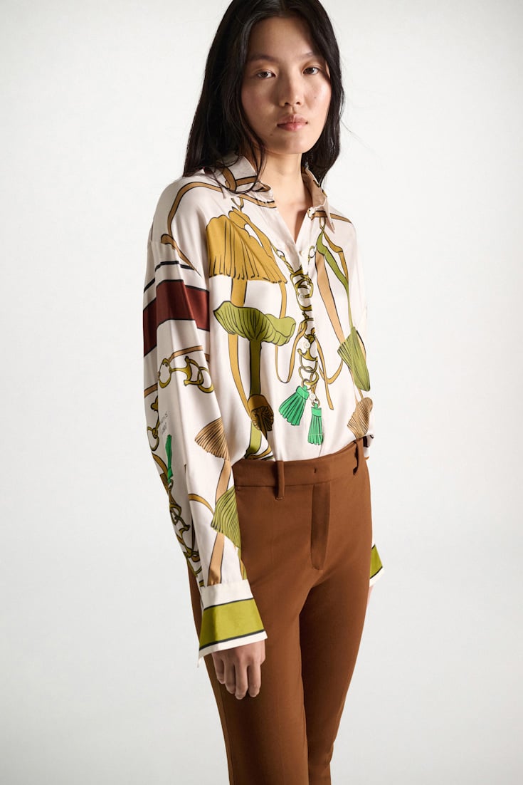 Dorothee Schumacher Oversized Polobluse aus Seidentwill Brown Ribbon scarf
