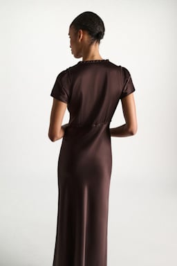 Dorothee Schumacher Technical satin midi-dress black mushroom