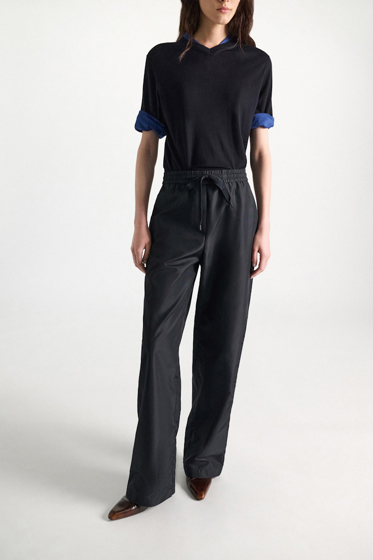Dorothee Schumacher Barrel Pants aus Nylon midnight navy