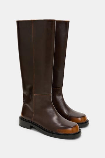 Dorothee Schumacher Bikerstiefel aus gebürstetem Leder brown brush off