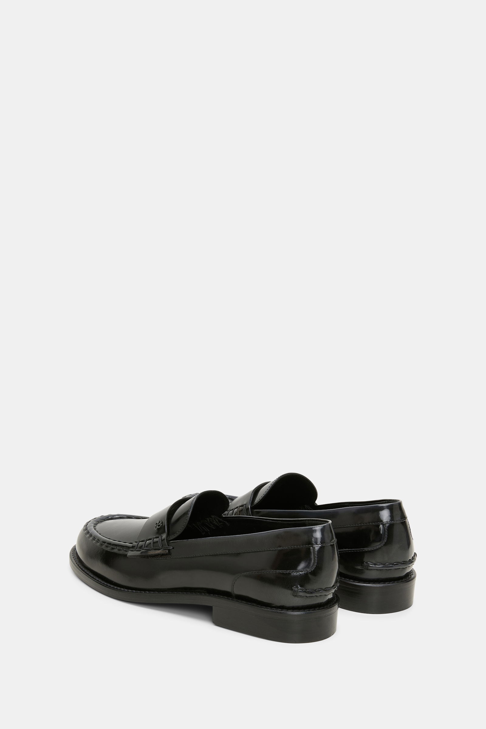 Dorothee Schumacher Loafer aus gebürstetem Leder black