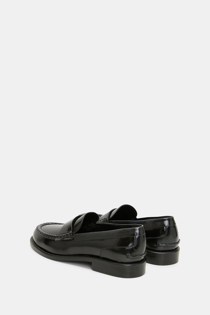 Dorothee Schumacher Loafer aus gebürstetem Leder black