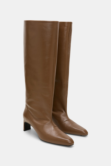 Dorothee Schumacher Tall boots with straight shaft porcini