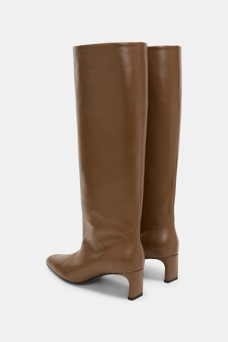 Dorothee Schumacher Tall boots with straight shaft porcini