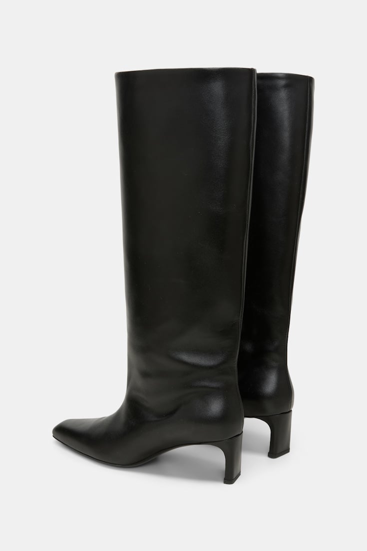 Dorothee Schumacher Tall boots with straight shaft black