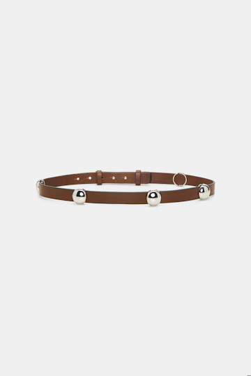 Dorothee Schumacher Thin leather belt with moveable studs cinnamon