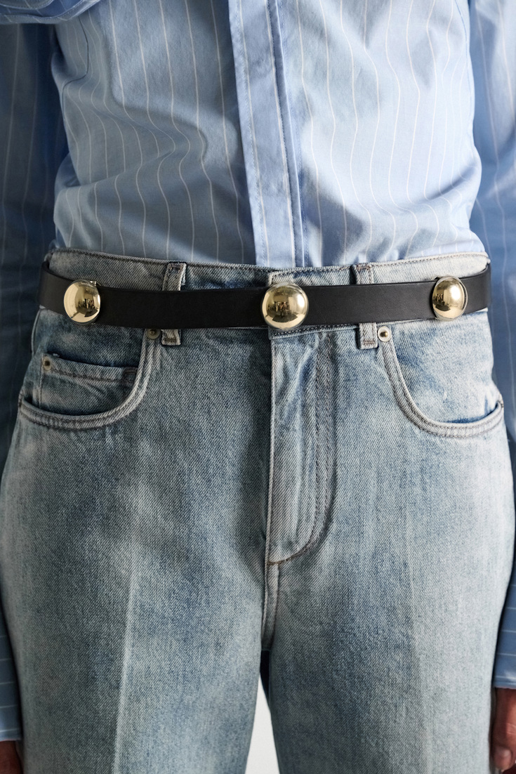 Dorothee Schumacher Thin leather belt with moveable studs black