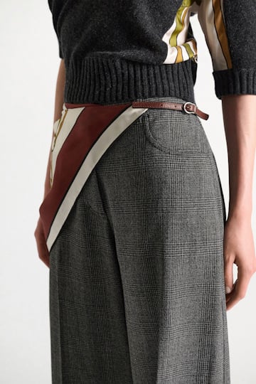 Dorothee Schumacher Styling Piece im Signature Print Brown Ribbon scarf