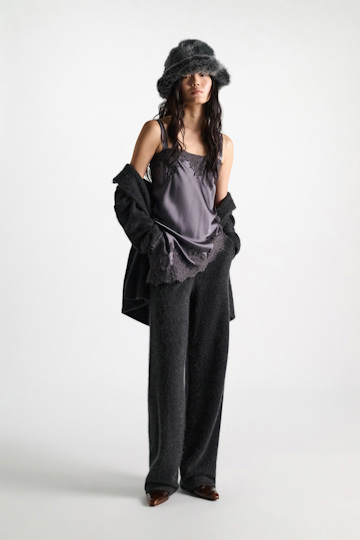 Dorothee Schumacher Lamb fur bucket hat anthracite