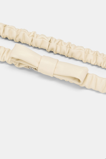 Dorothee Schumacher Dehnbarer elastischer Gürtel mit Schleife camellia white