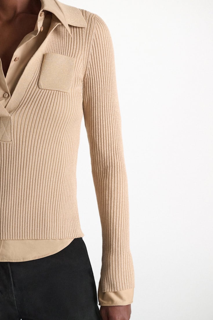 Dorothee Schumacher Pullover mit Polokragen aus einem Merino-Lurex-Mix almond Model Detail View