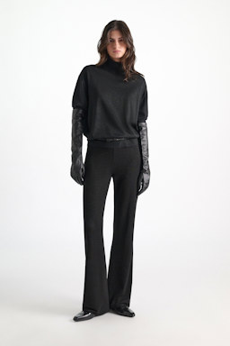 Dorothee Schumacher Rollkragenpullover aus Lurex-Merino-Mix vinyl black