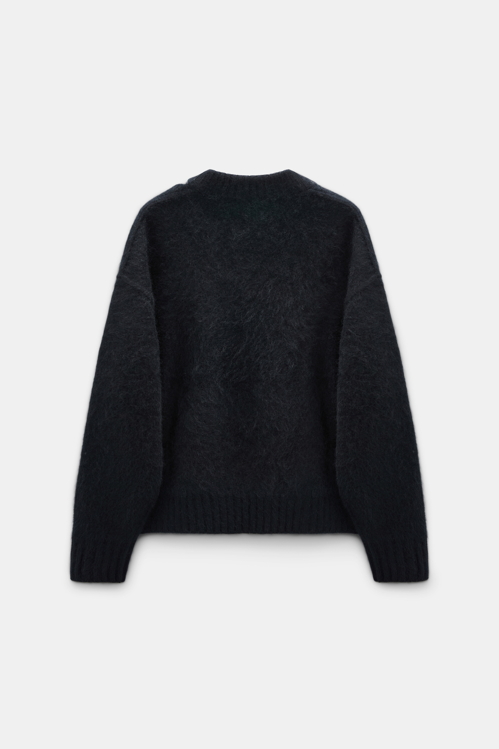 Dorothee Schumacher Fluffy Pullover mit V-Ausschnitt aus Merino und Kaschmir vinyl black Product Detail View