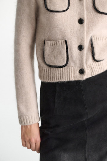 Dorothee Schumacher Fluffy knit cardigan with pockets almond Model Detail View