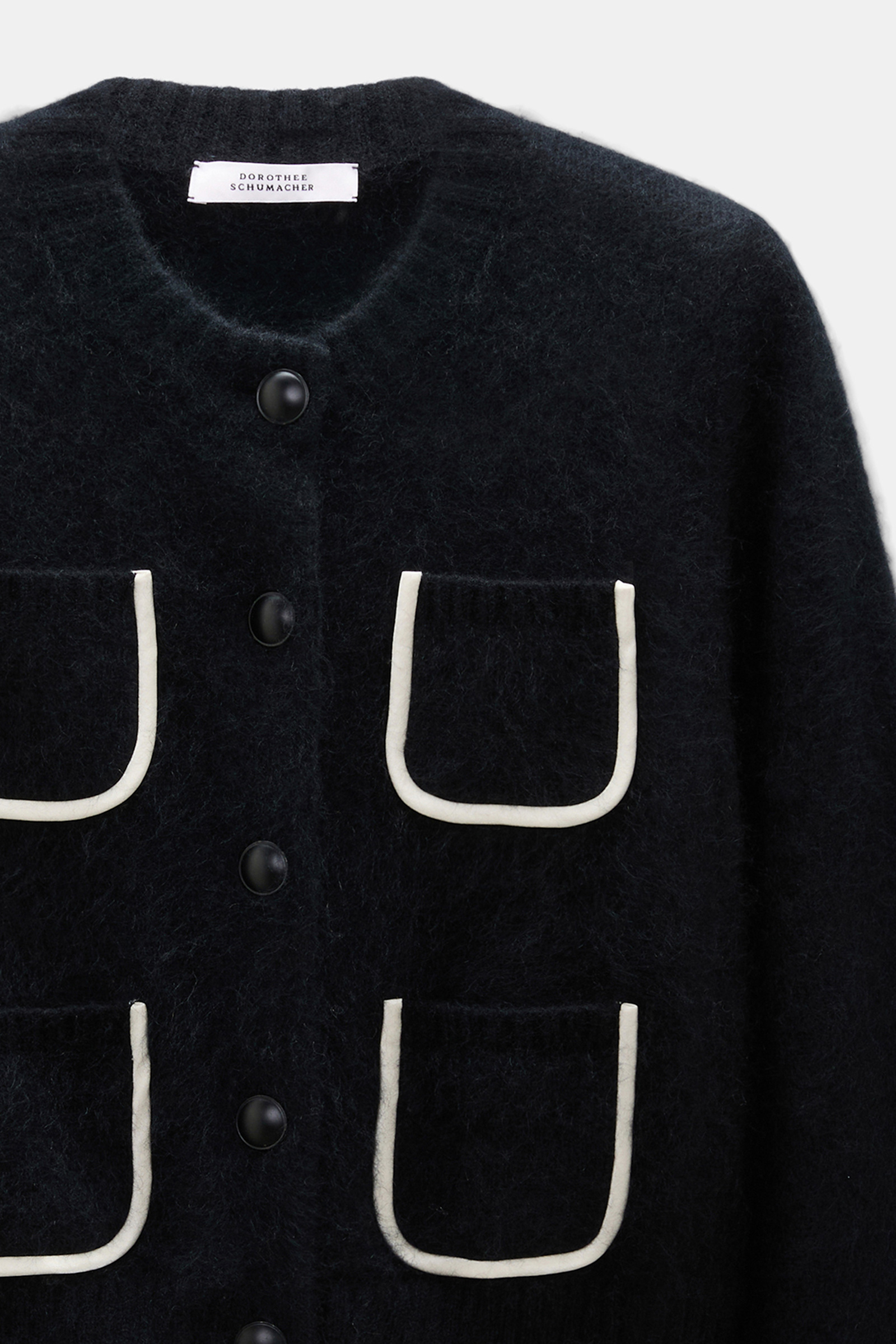 Dorothee Schumacher Fluffy Cardigan mit Taschen  aus Merino und Kaschmir vinyl black Product Detail View