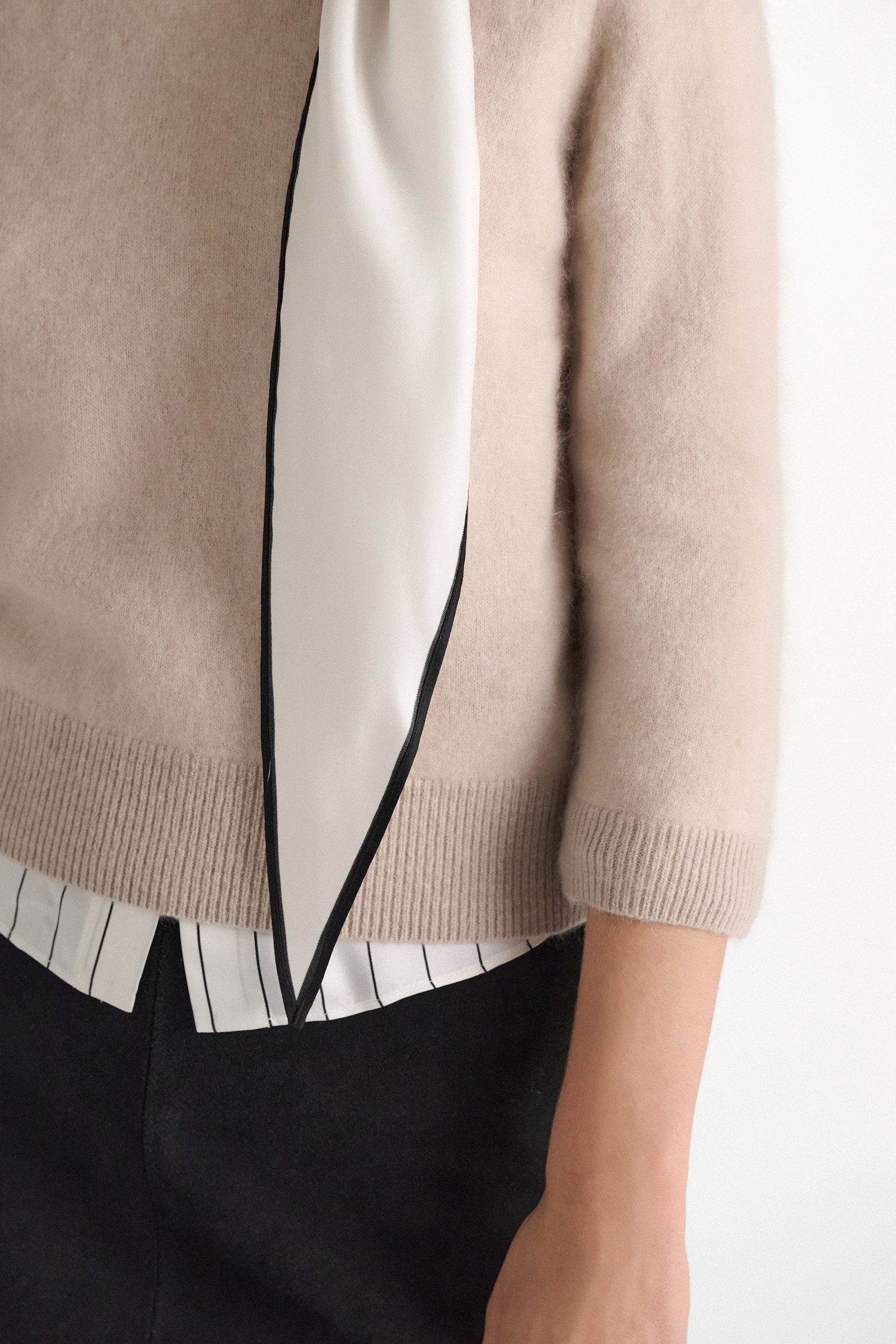 Dorothee Schumacher Fluffy knit V-neck pullover almond Model Detail View