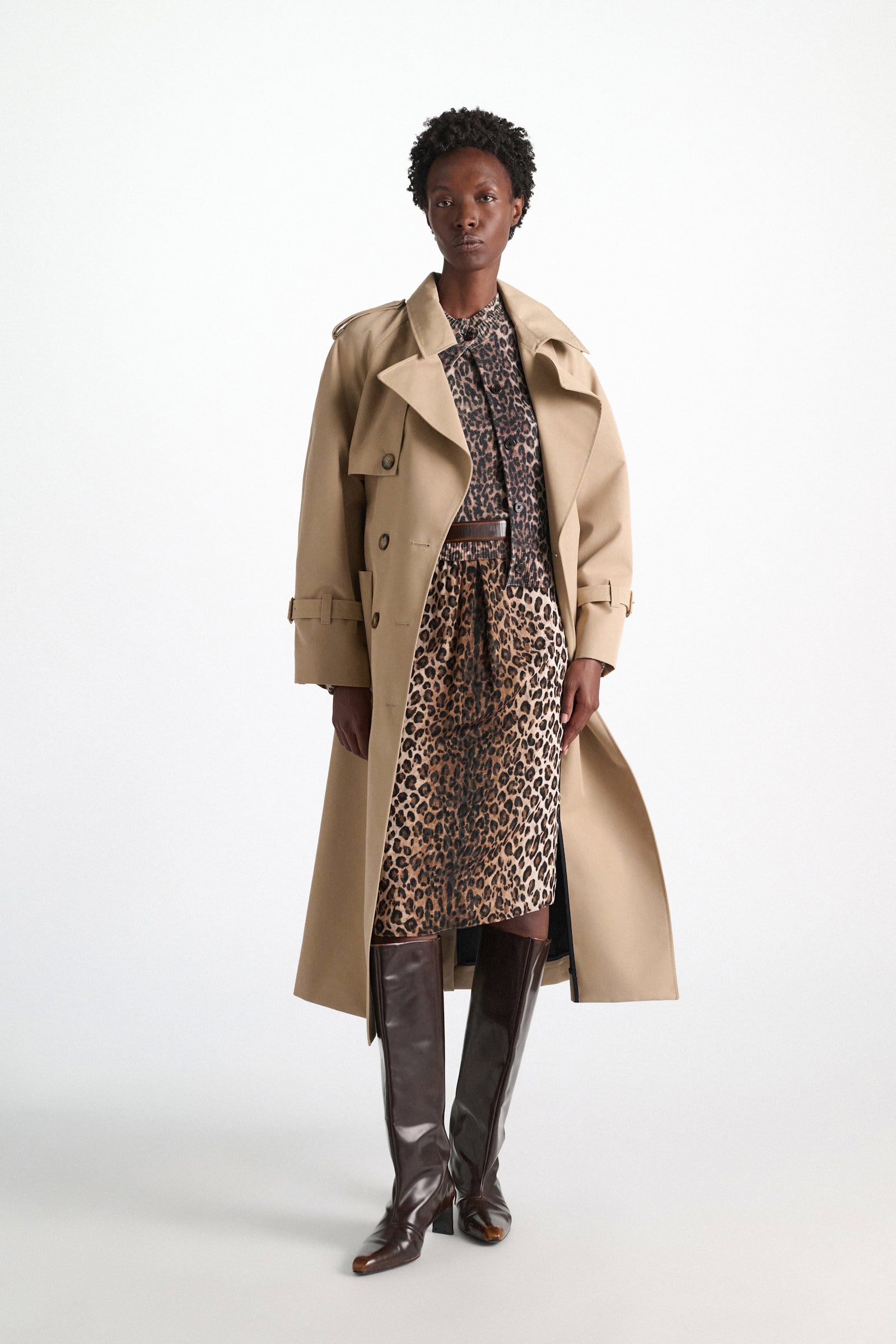 Dorothee Schumacher Merino-cashmere leopard print cardigan leo allover brown Model Front View