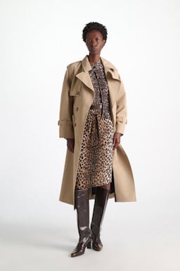 Dorothee Schumacher Cardigan mit Leoparden-Print aus Merino und Kaschmir leo allover brown