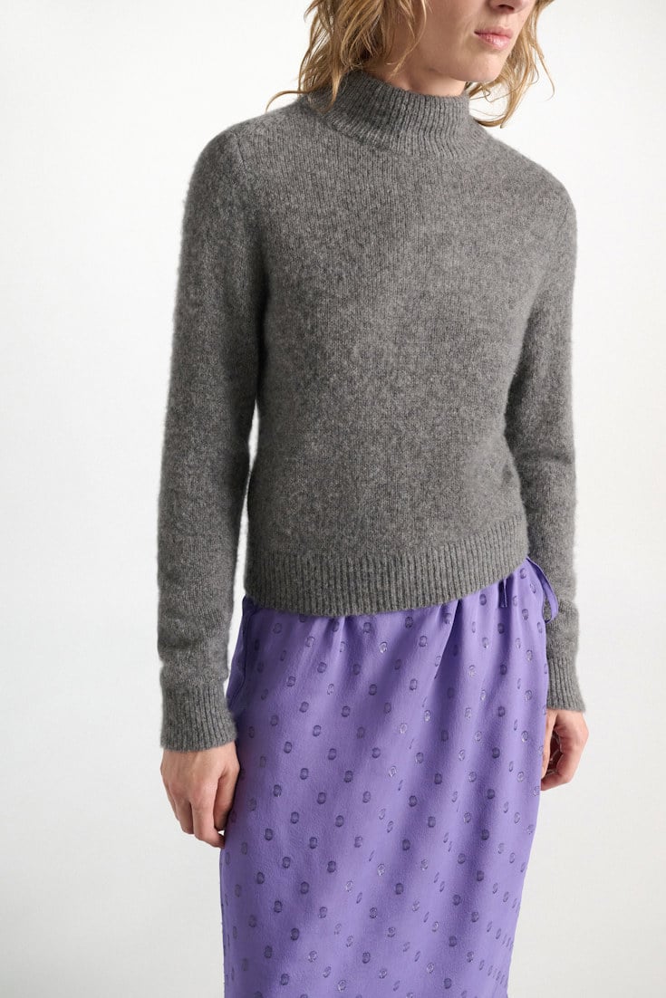 Dorothee Schumacher Cashmere turtleneck pullover stereo grey Model Detail View