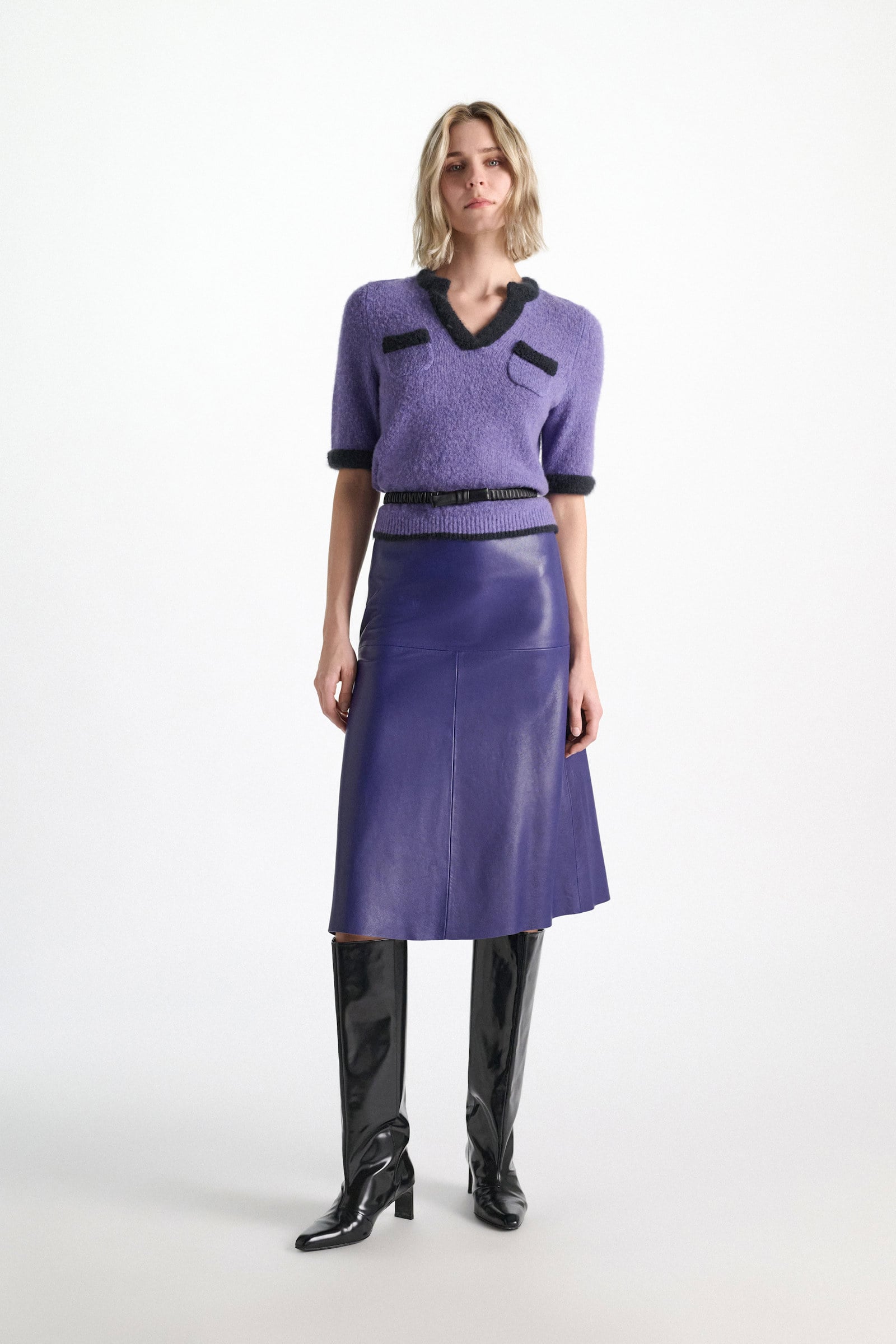 Dorothee Schumacher Half-sleeve cashmere top violet Model Front View