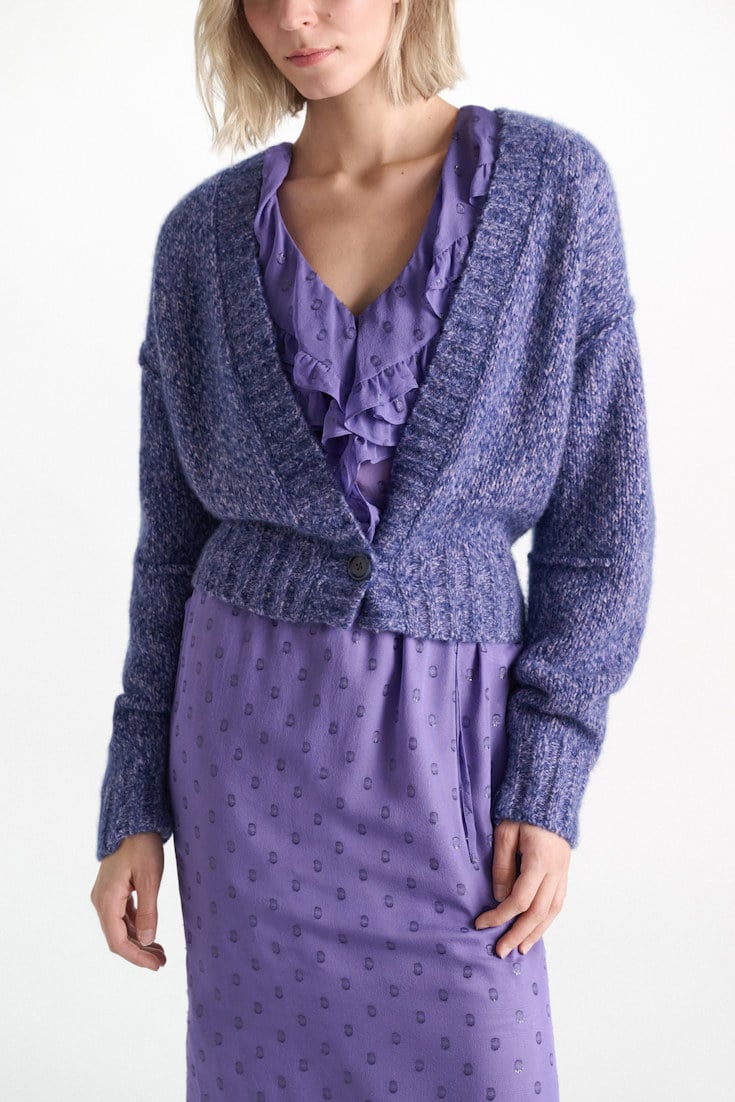 Dorothee Schumacher Deep V cashmere cardigan violet mouliné Model Detail View