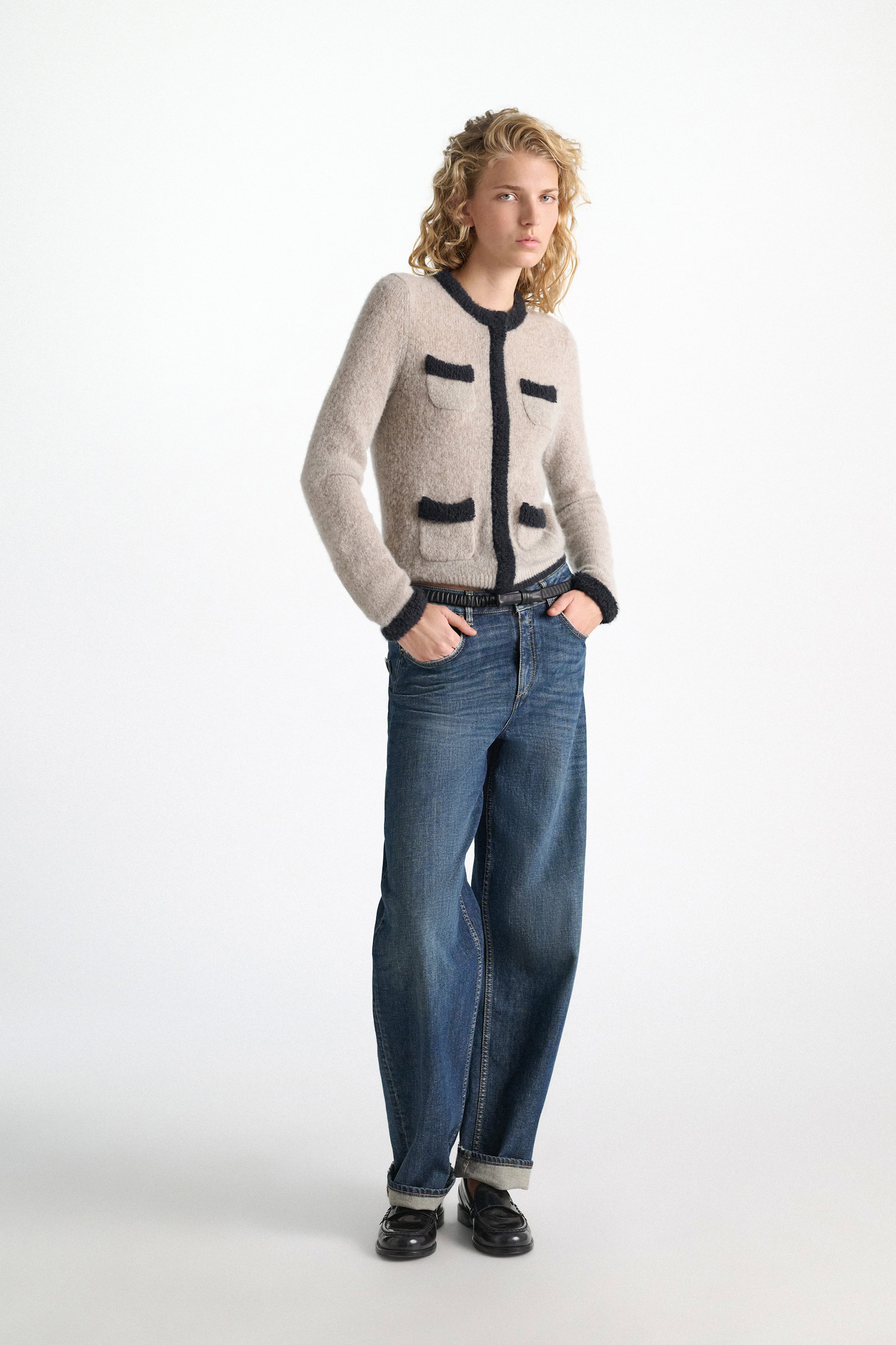 Dorothee Schumacher Cashmere cardigan-look pullover flash light Model Front View