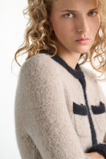 Dorothee Schumacher Cashmere cardigan-look pullover flash light Model Detail View