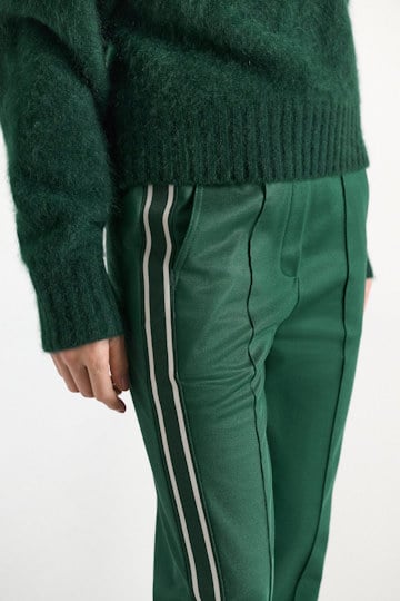 Dorothee Schumacher Track pants with knit side stripes emerald Model Detail View