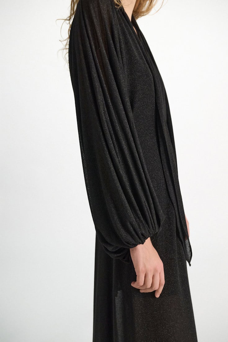 Dorothee Schumacher Bodenlanges Kleid aus Lurex-Jersey vinyl black Model Detail View