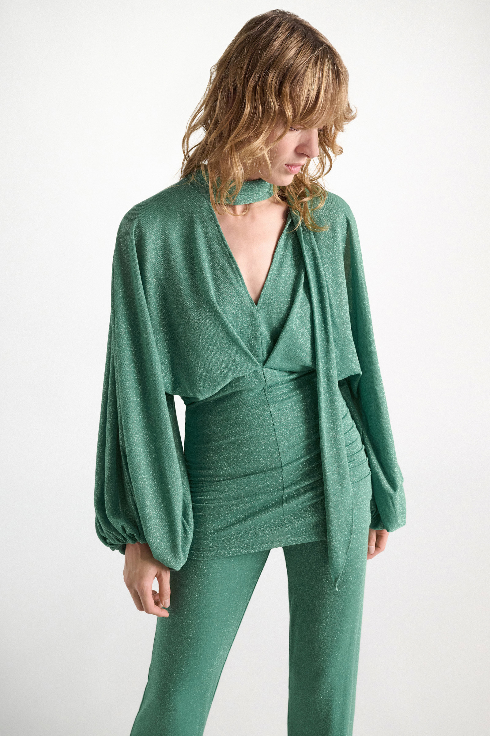 Dorothee Schumacher Tunika-Bluse aus Lurex-Jersey emerald Model Detail View