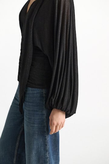 Dorothee Schumacher Tunika-Bluse aus Lurex-Jersey vinyl black Model Detail View