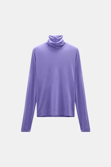 Dorothee Schumacher Glänzender Rollkragen mit langem Arm violet Product Front View