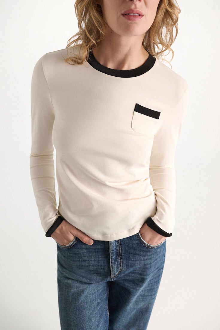 Dorothee Schumacher Longsleeve mit Kontrastbündchen canvas white Model Detail View