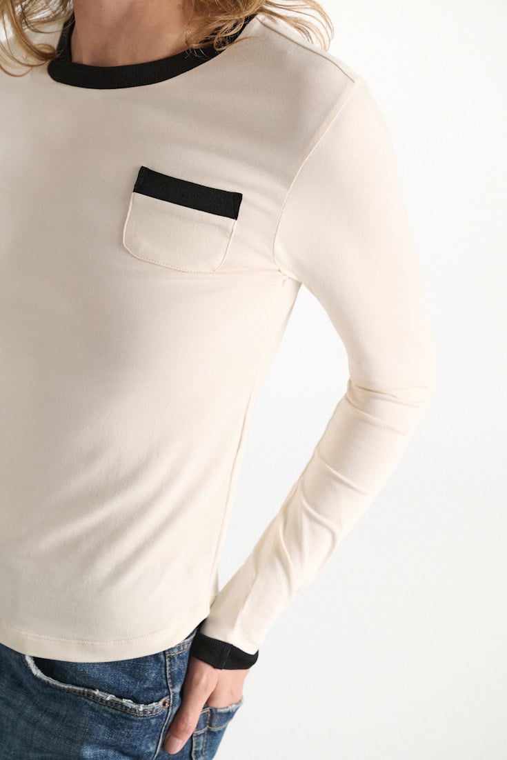 Dorothee Schumacher Longsleeve mit Kontrastbündchen canvas white Model Detail View
