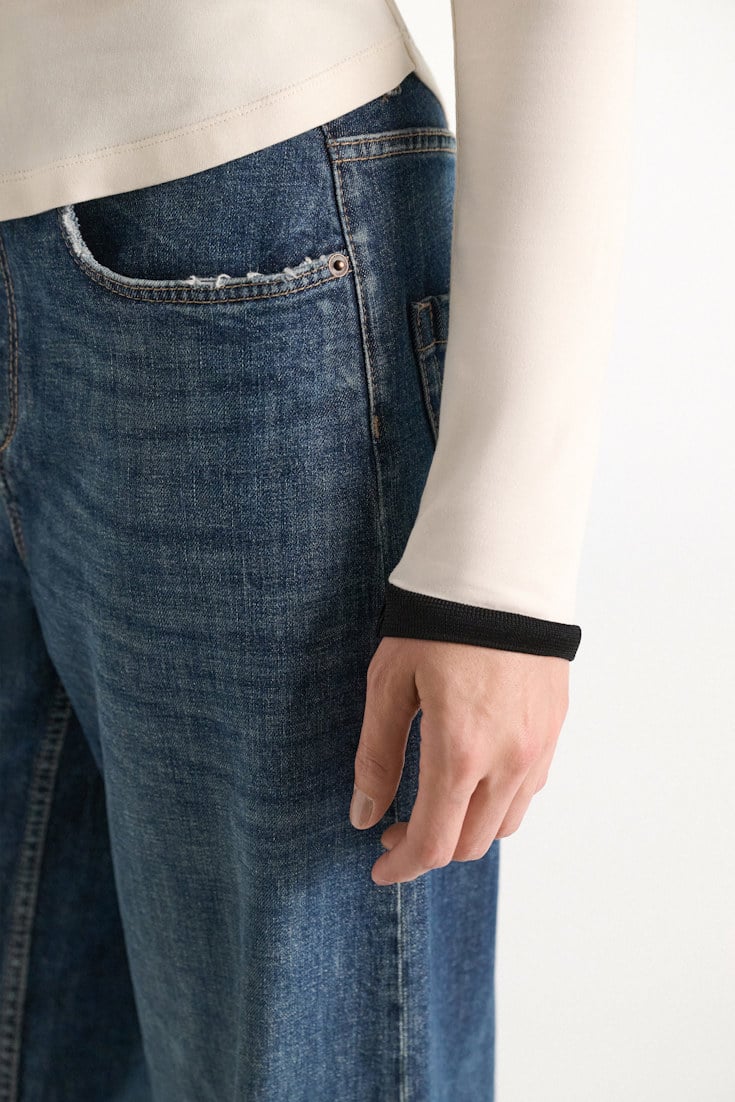 Dorothee Schumacher Longsleeve mit Kontrastbündchen canvas white Model Detail View