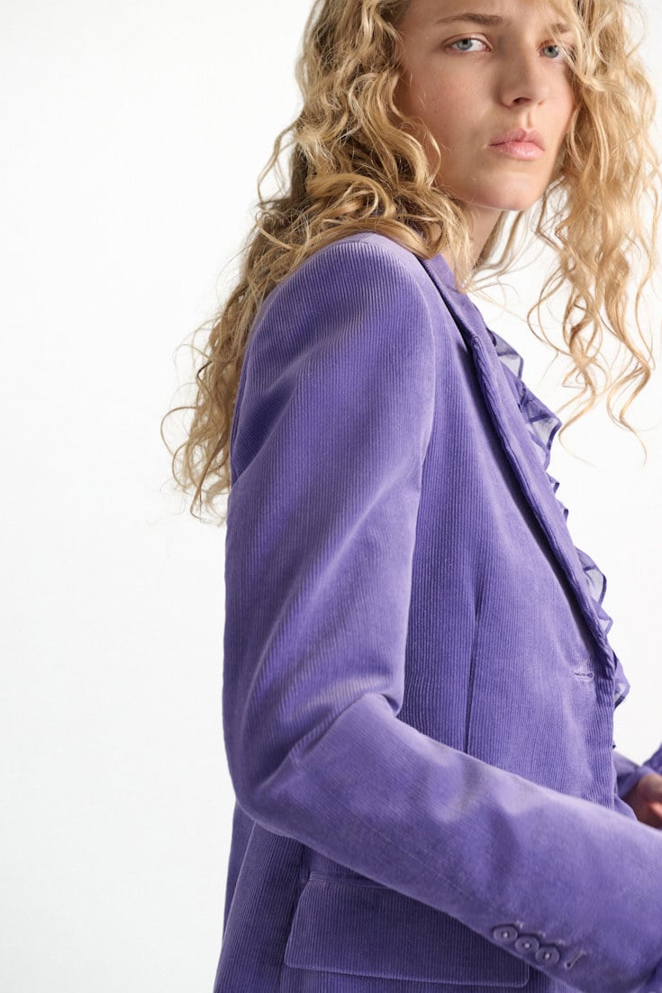 Dorothee Schumacher Cord-Blazer violet Model Detail View
