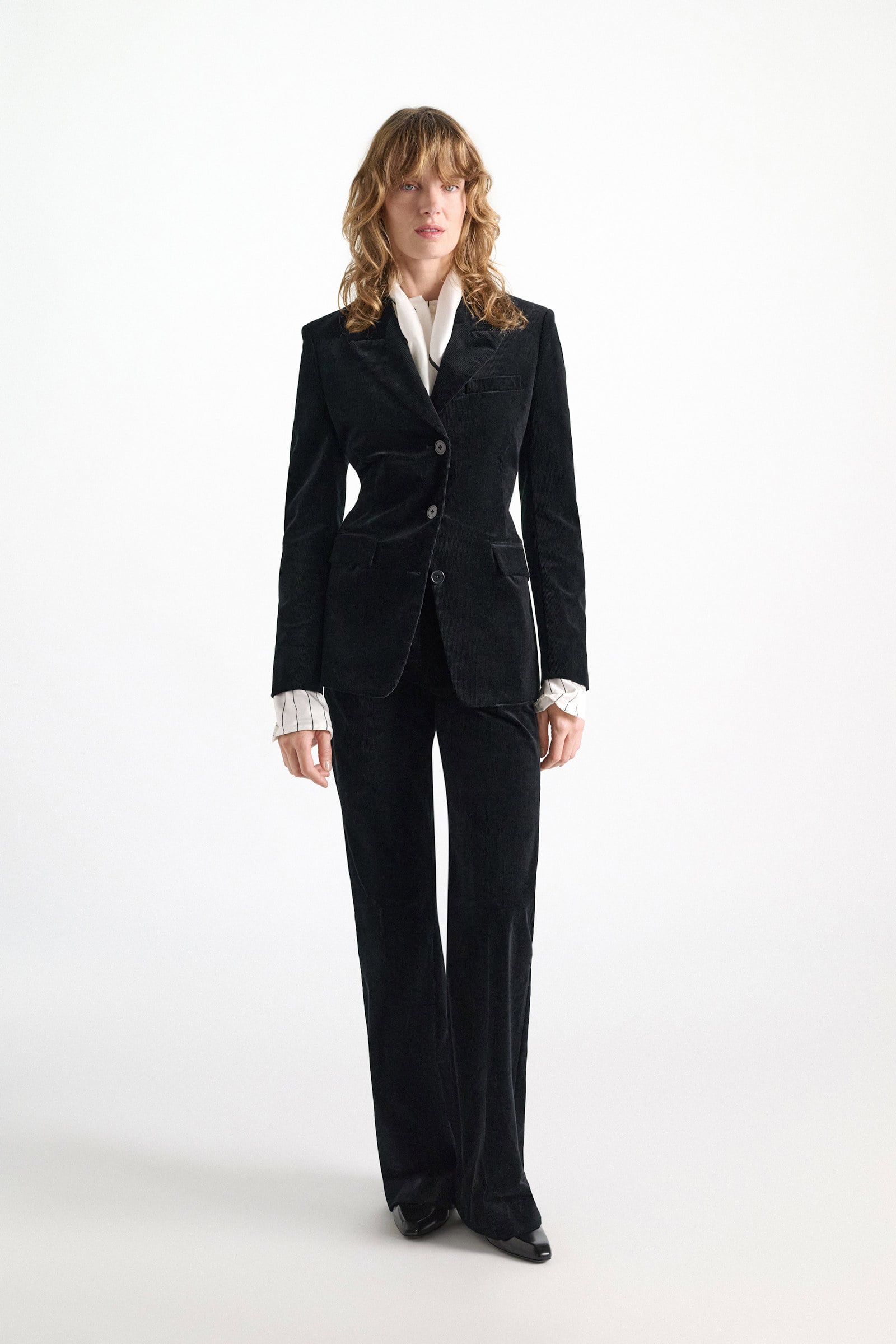 Dorothee Schumacher Cord-Blazer vinyl black Model Detail View