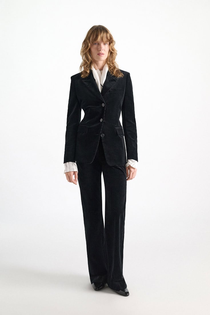 Dorothee Schumacher Cord-Blazer vinyl black Model Detail View
