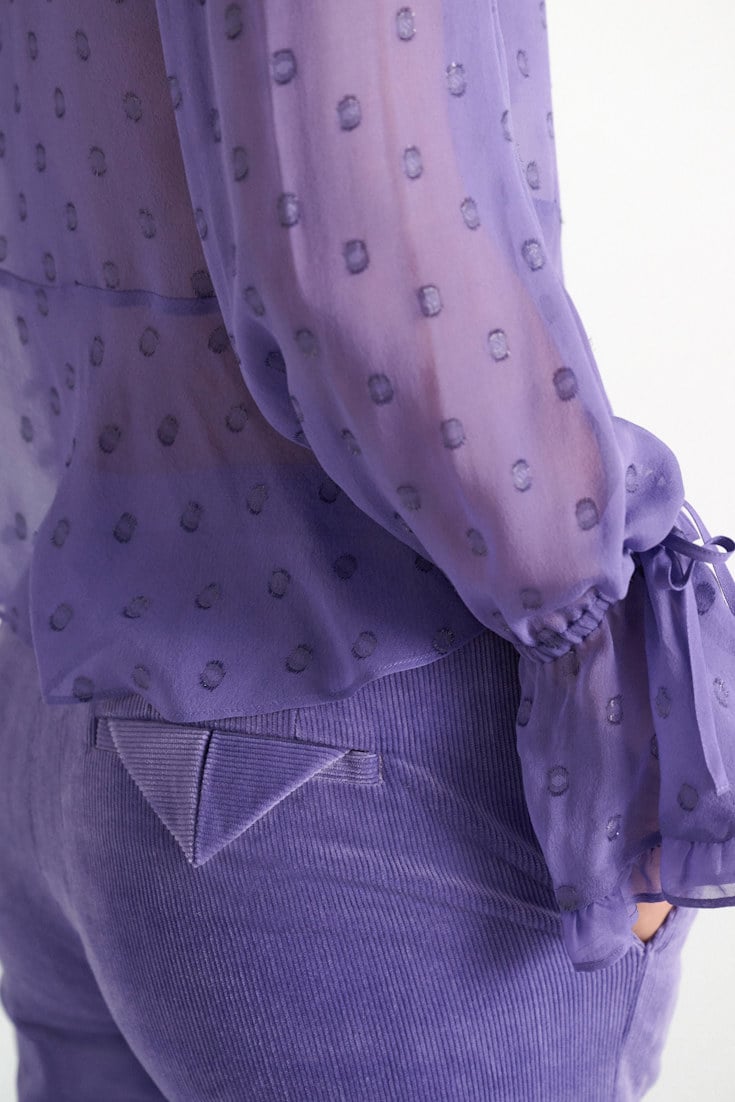 Dorothee Schumacher Cord-Hose violet Model Detail View