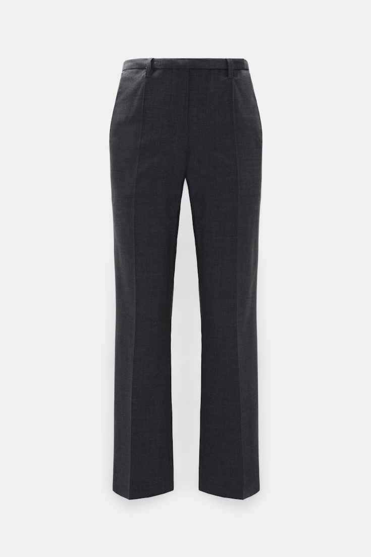 Dorothee Schumacher Lightweight wool belted cigarette pants vinyl black Model Detail View