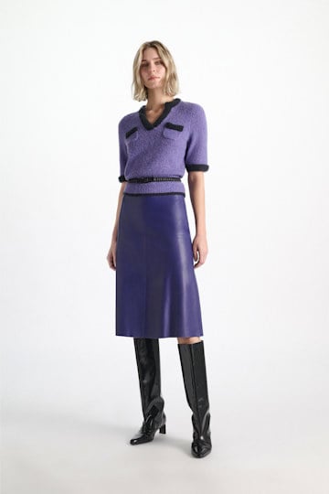 Dorothee Schumacher Leather skirt violet Model Detail View