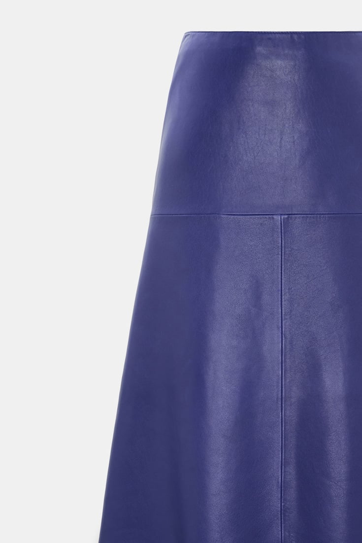 Dorothee Schumacher Leather skirt violet Product Detail View