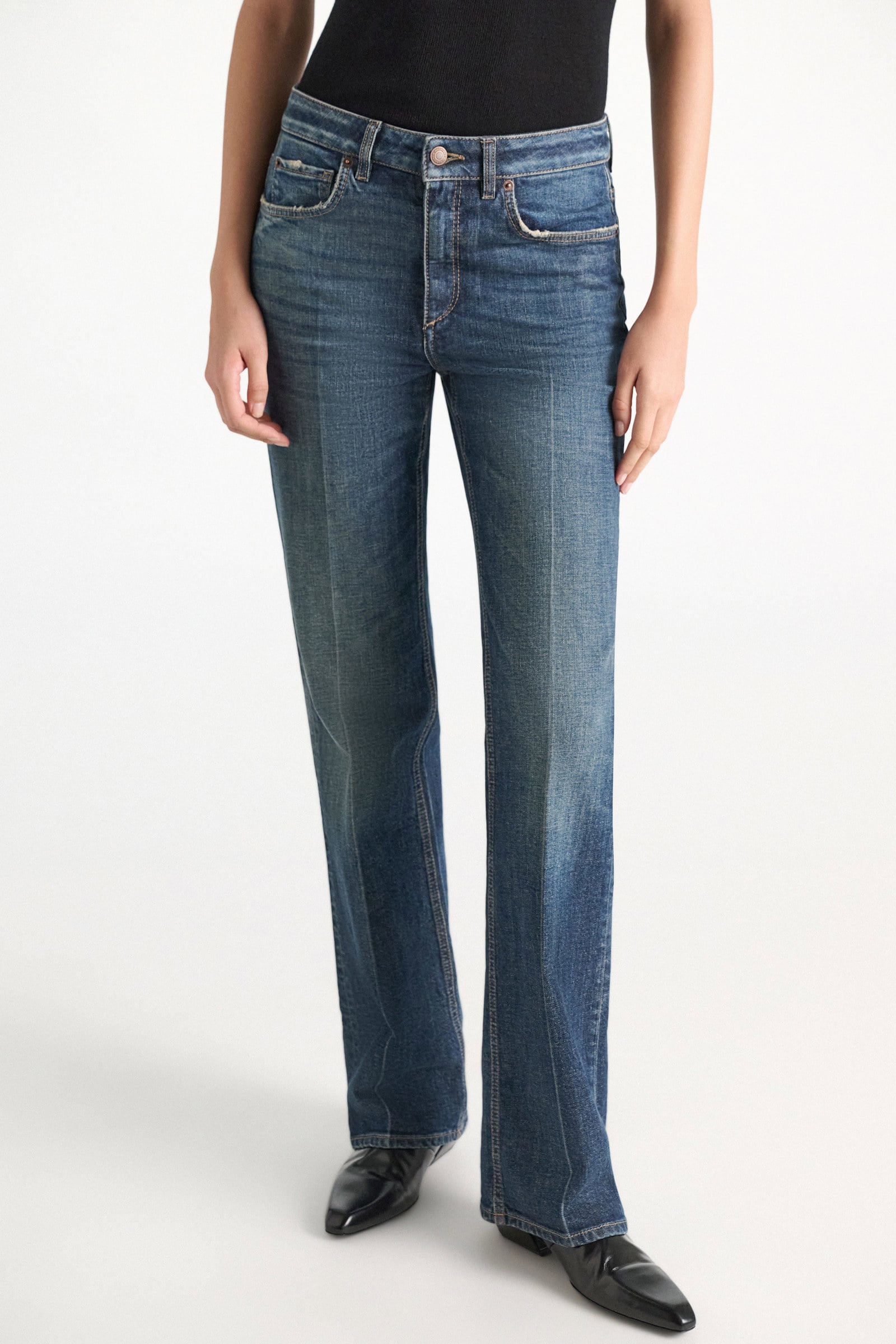 Dorothee Schumacher Slim, straight Jeans denim blue Model Detail View