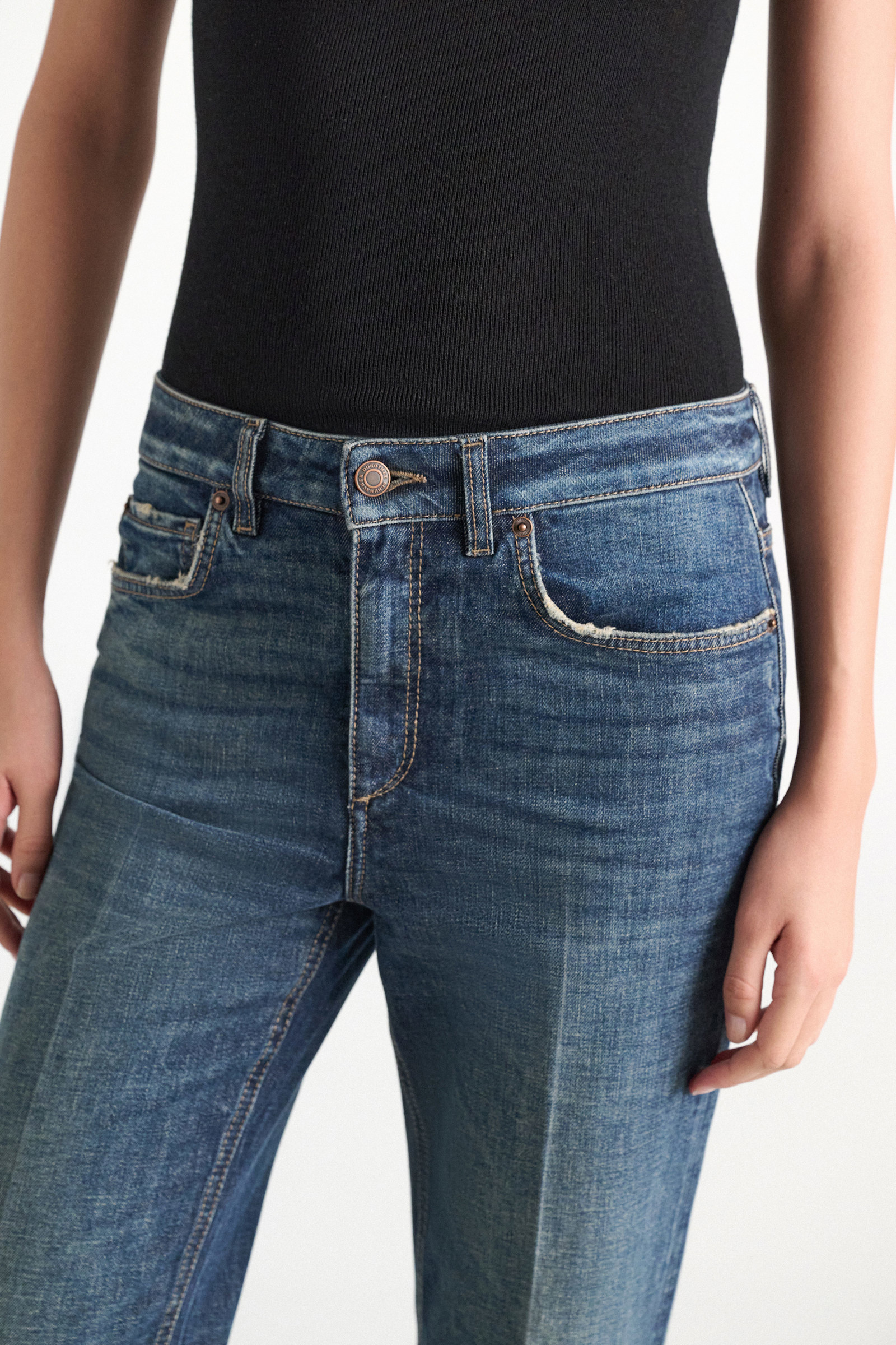 Dorothee Schumacher Slim, straight Jeans denim blue Model Detail View