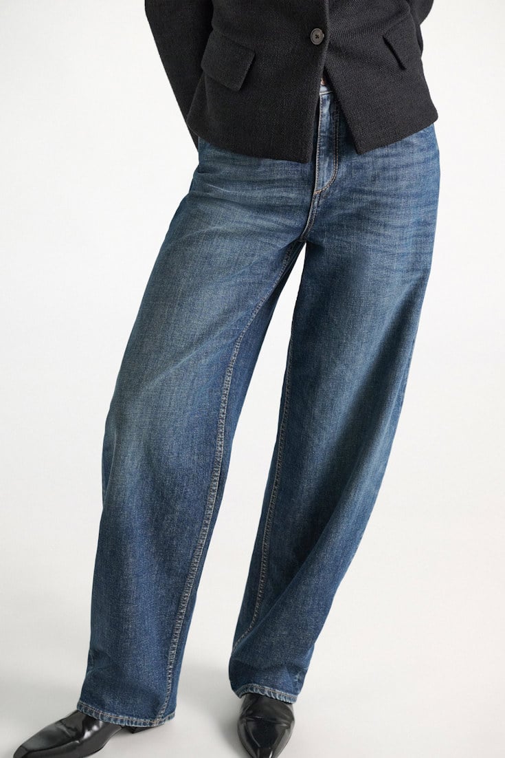 Dorothee Schumacher Wide barrel leg jeans denim blue Model Detail View